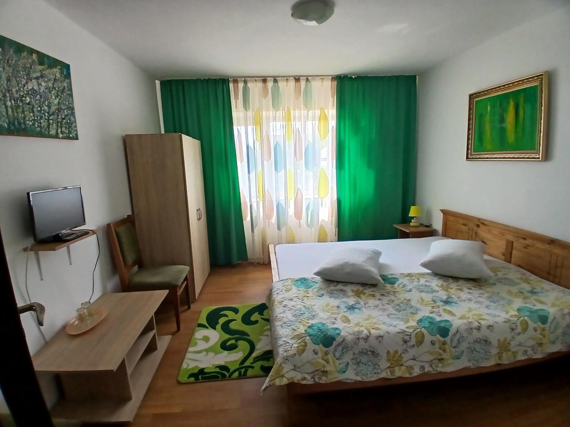 Casa Rustica Apart & Rooms Cîmpineanca Extérieur photo